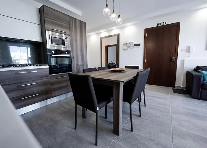 Lovely Apartment By The Sea. Mf1